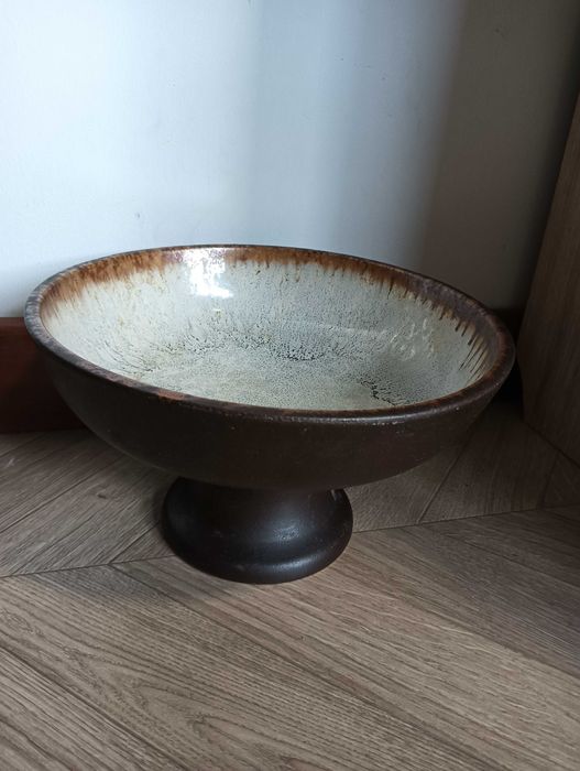 Patera ceramiczna na nodze ozdobna na stroik na owoce
