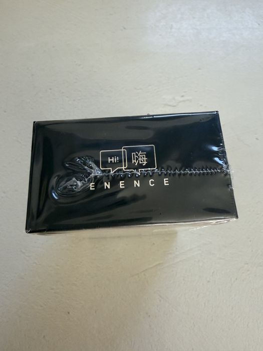 Esence Instant Translator