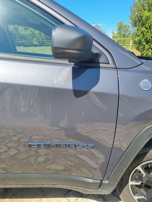 Jeep Compass 4xe trailwalk