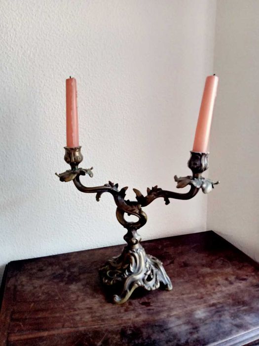 Candelabros em Bronze