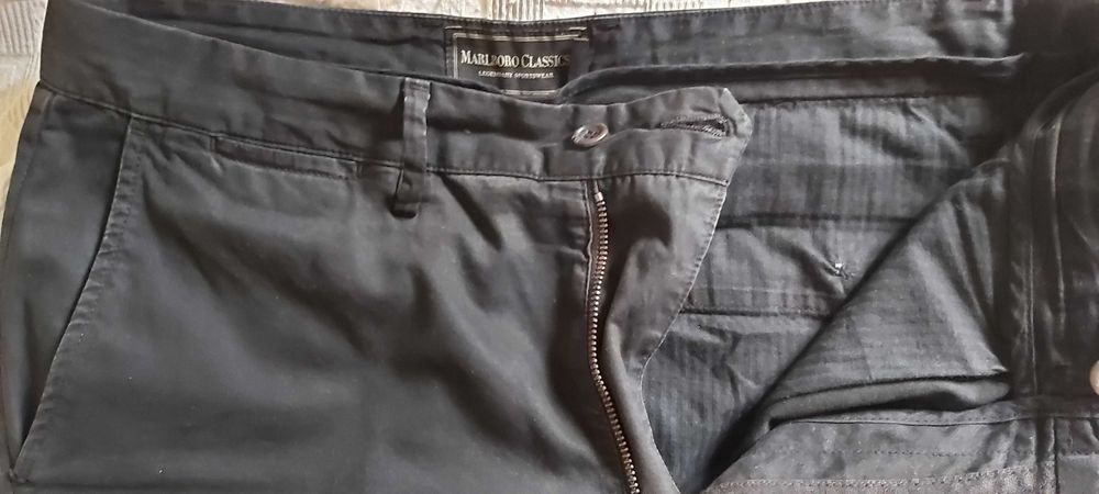 Calças Malboro - pretas