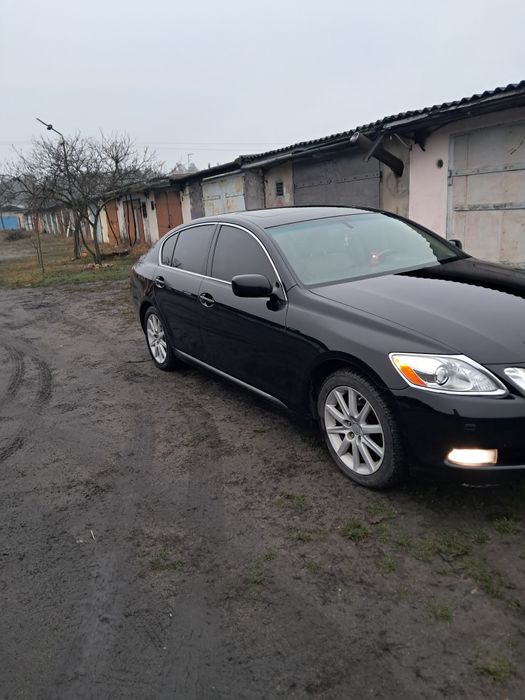 Lexus GS350.            .