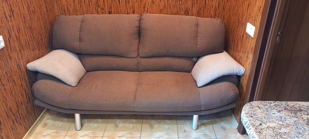 Мягке крісло, не розкладне з одним дефектом