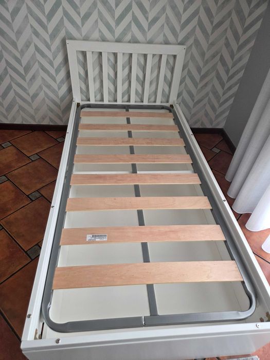 Cama de solteiro