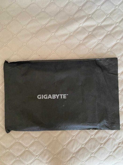 Portátil Gaming Gigabyte G5 KF5 | RTX 4060 | i5-13500H | 16GB RAM | 1TB SSD | 144Hz