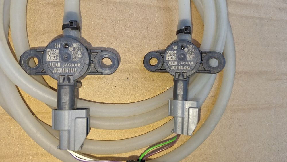 Безпека пішохода, датчики безпеки Ягуар, Jaguar, датчики удару