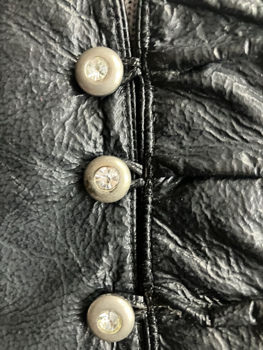 Длинные кожаные перчатки