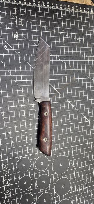 Nóż ręcznie robiony NCV1 60HRC