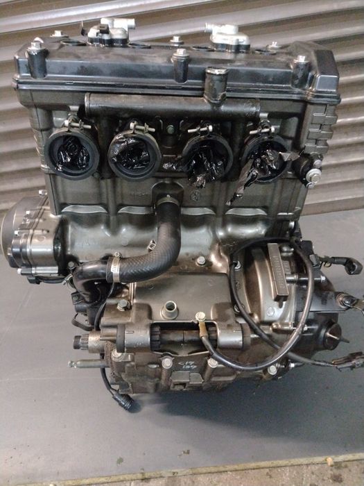 Silnik kawasaki z 1000 rok 03-