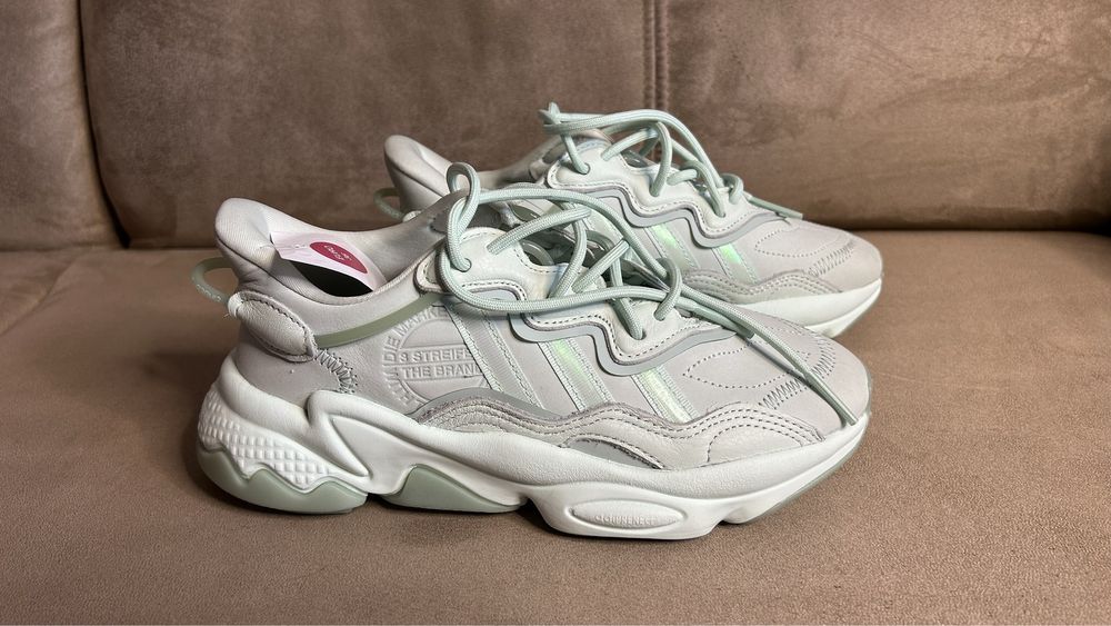 жіночі кросівки adidas ozweego, адідас, взуття жіноче