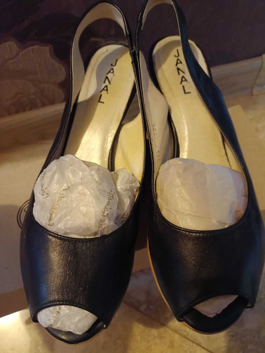 Туфлі шкіра натуральна чорні літні 39 розмір