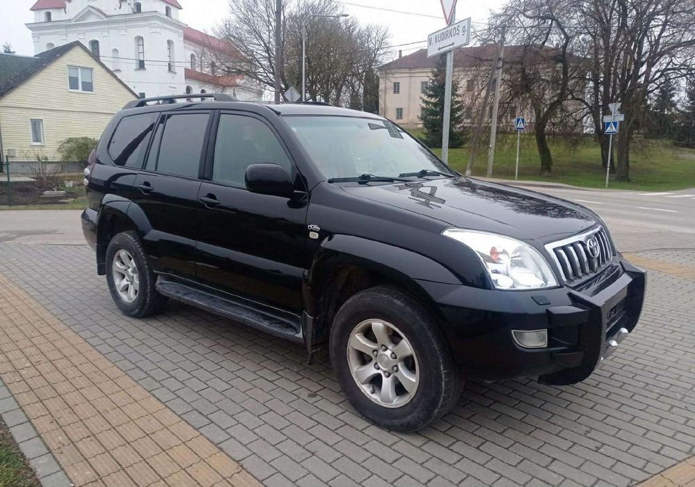 Продам тойота прадо 120 
3.0 дизель мотор ідеальний