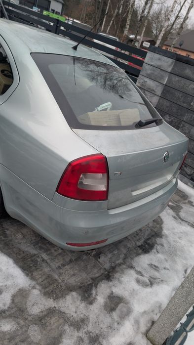 Zderzak przedni Skoda Octavia 2 FL LF7W PDC Spryski.