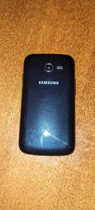 Телефон SAMSUNG на две карты