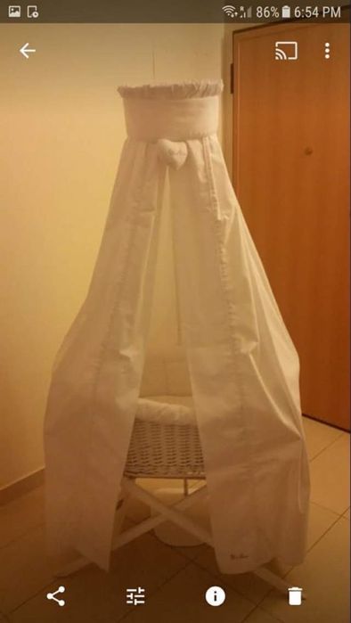 Berço de verga com dossel