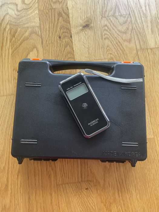 Alkomat Alcoscan AL9000L + etui i akcesoria
