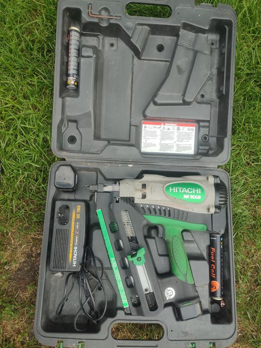 Gwoździarka akumulatorowa Hitachi / Hikoki