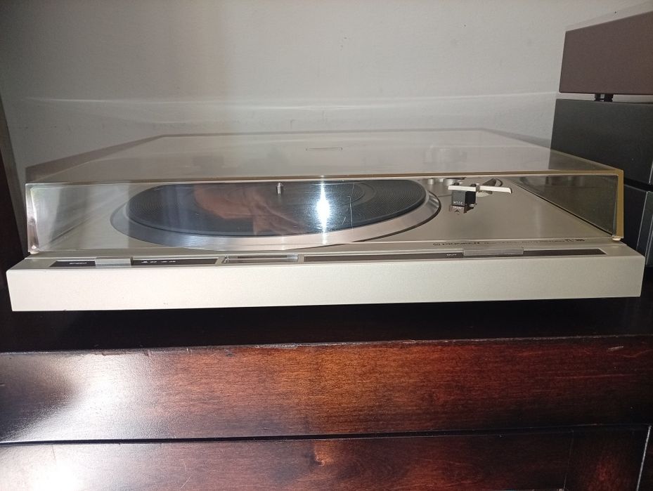 Gira discos Pioneer PL 300