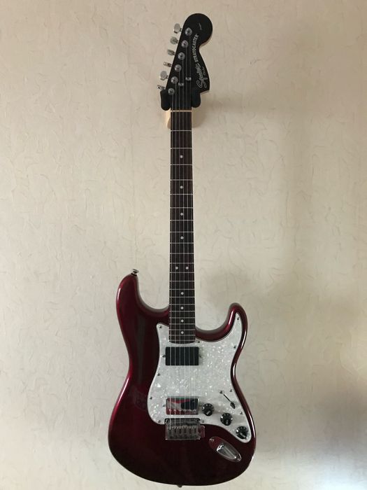 Fender Squier Standard Stratocaster