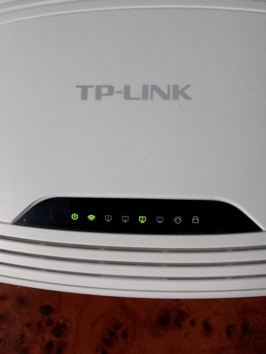 Роутер TP-Link (. TL-WR740 N) ( неробочий, під ремонт