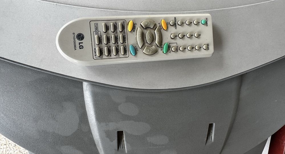 Telewizor LG Flatron 21 cali kineskop plaski