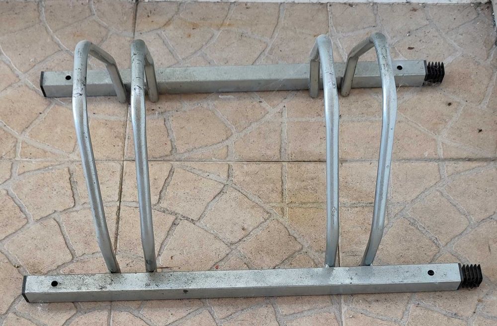 Suporte bicicleta de solo