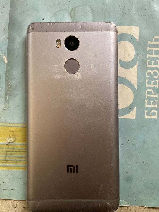 Продам xiaomi redmi 4 pro. 3/32 есть нюанс
