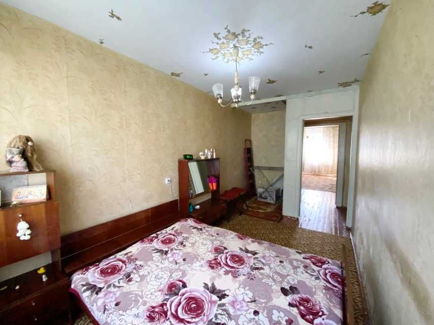 Продаю 3-кімнатну квартиру в районі ПТЗ, вул. Південна.ц6
