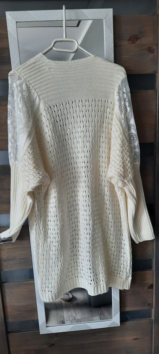 Sweter kardigan kremowy