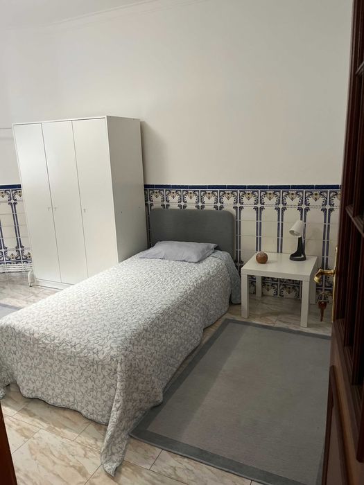 Quarto Odivelas junto ao metro