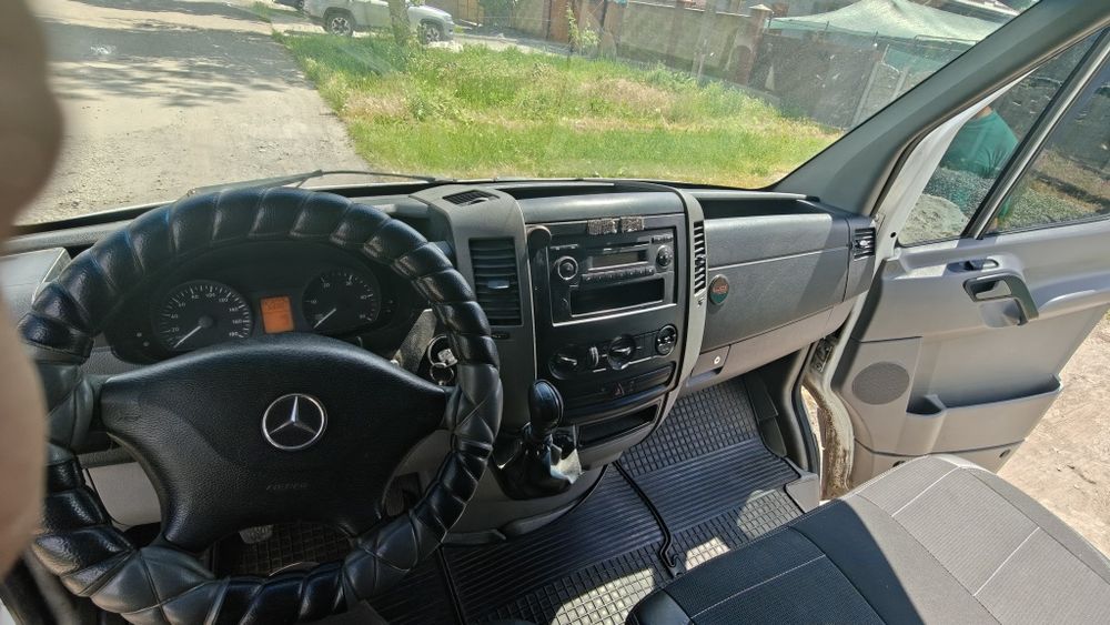 Продам спринтер 906