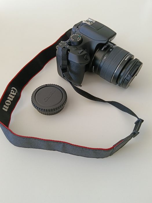 Kit Máquina Fotográfica Canon EOS Rebel T6 (1300D) + Lente 18-55mm + B