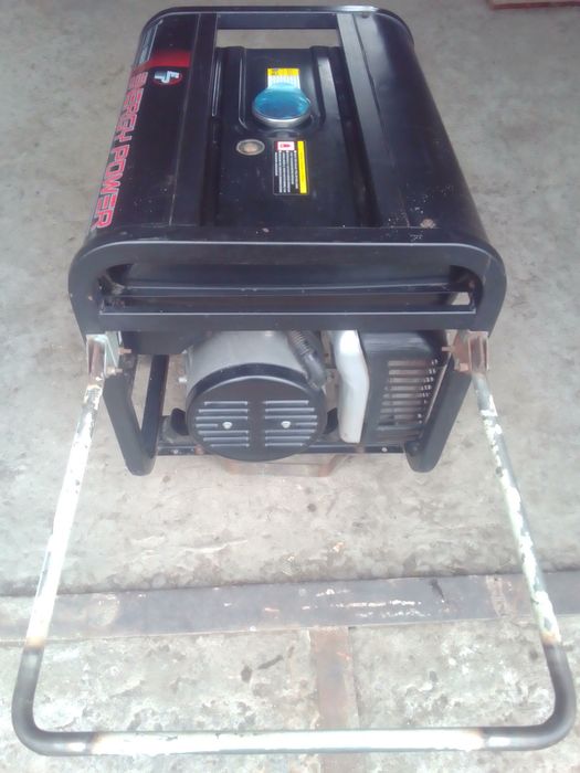 Продам генератор