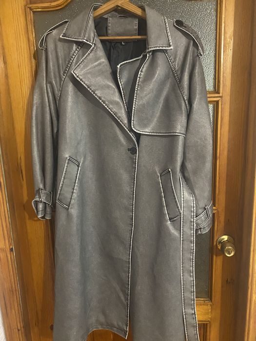 Плащ з еко шкіри