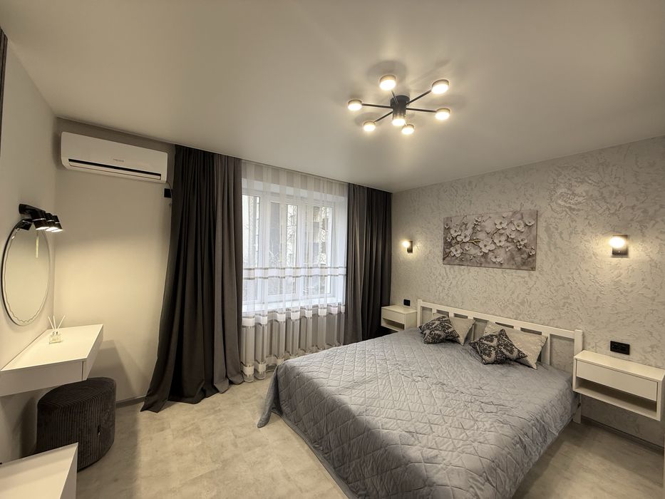 Продається 1кімнатна квартира+ кухня студія