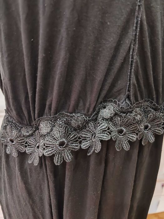 Czarna letnia maxi sukienka Boohoo rozmiar 48 wiskoza/elastan