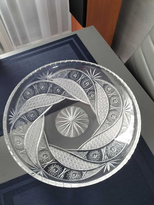 PRL Ogromna misa kryształowa