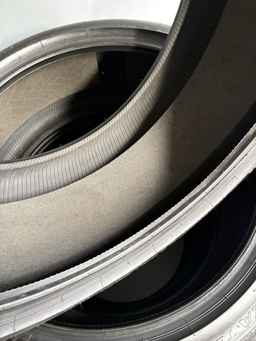 285/35 R22 Bridgestone