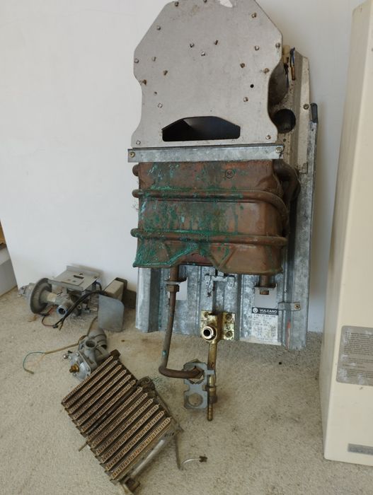 Vulcano Water Heater64730093553922122