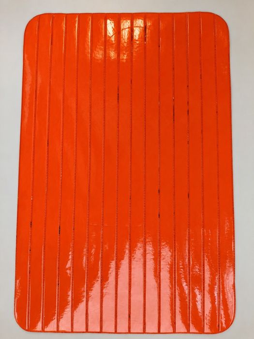 Orange Plastic Ribbed Placemats Set of 3 / Individuais de Mesa Laranja