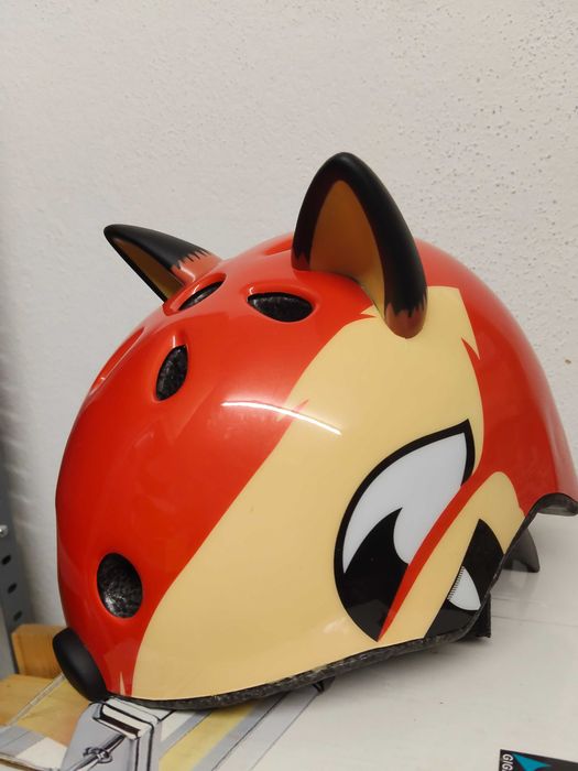 Capacete para criança de raposa