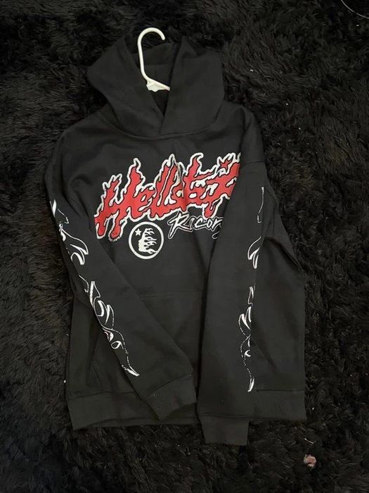 Худи Hellstar