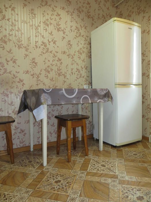 ст. метро "Героев Днепра"- 1 мин. ТЦ «Oasis». проспект Оболонский - 43