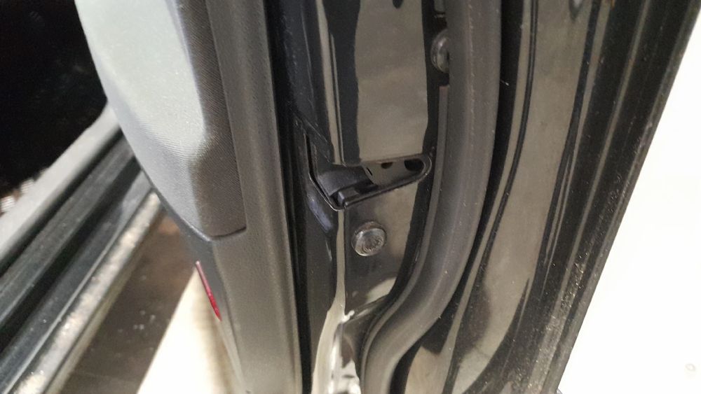 Fechadura / fecho porta frente direito VOLKSWAGEN Polo (9N)