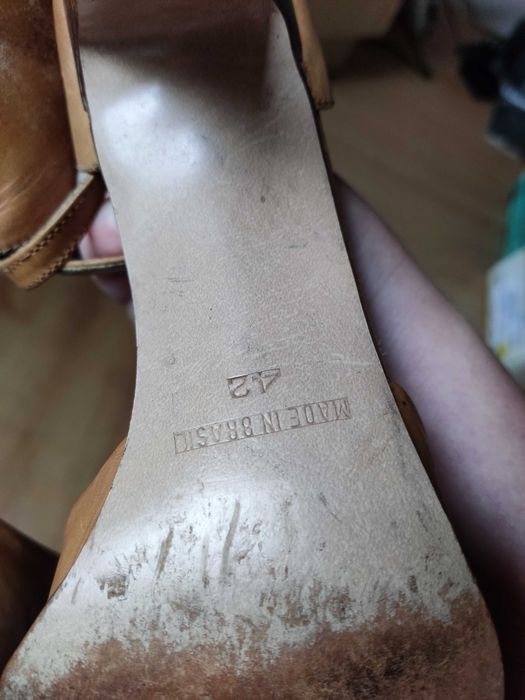 Brązowe buty r.42