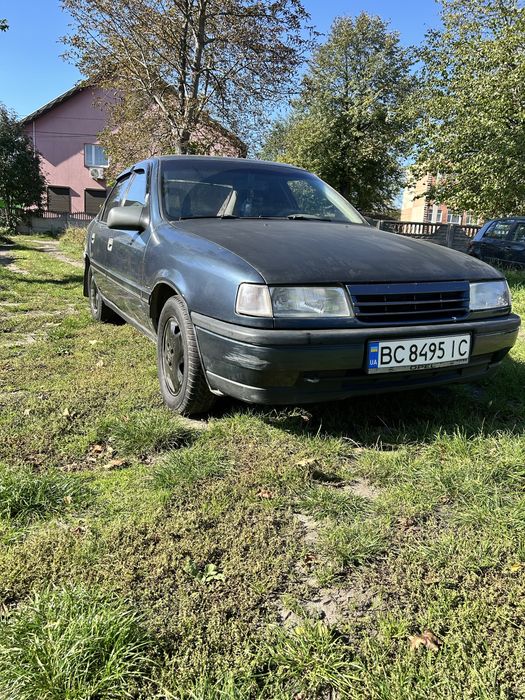 Продам Опель Вектра 2.0 в живому стані