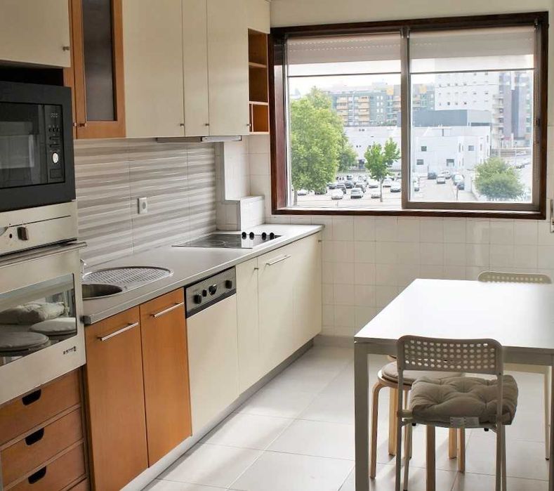 Arrenda-se T4 no centro de Famalicão em frente ao Pingo Doce