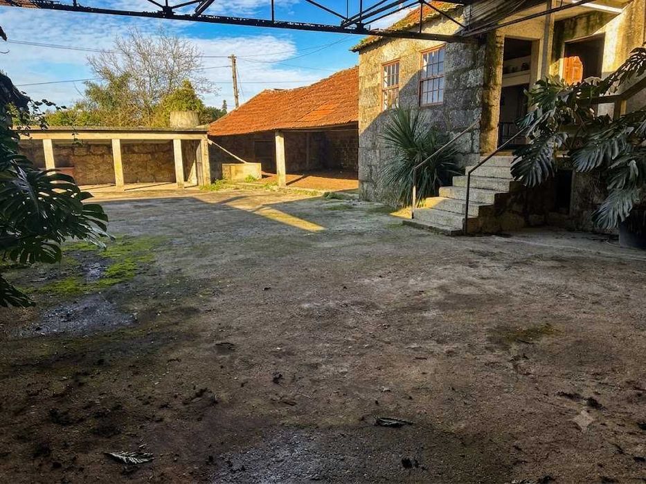 Quinta rústica 578m²,  Negreiros Barcelos (lote2400m2 de construção)