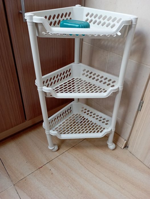 Koszyk stojący do łazienki