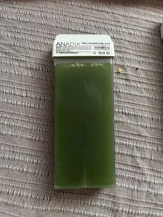 vendo cera em roll on novos